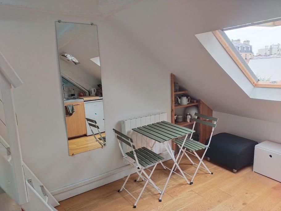 Studio Sous Les Toits Et Mezzanine - แว็งแซ็นน์ ภายนอก รูปภาพ